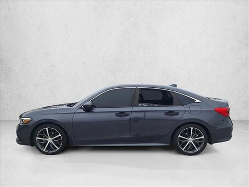 Used 2022 Honda Civic Touring image 8