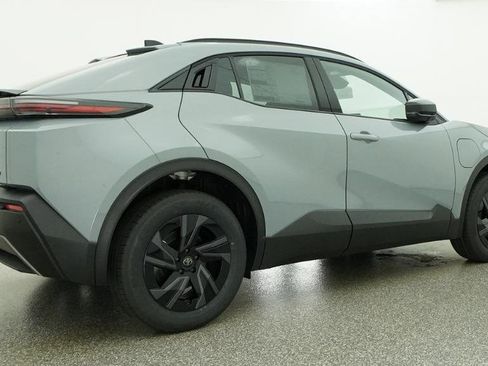 New 2026 Toyota C-HR AWD/4WD image 14