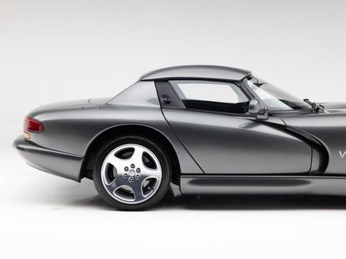 Used 2002 Dodge Viper RT/10 RWD image 36