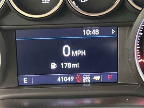 Used 2021 Chevrolet Silverado 1500 LT AWD/4WD image 18