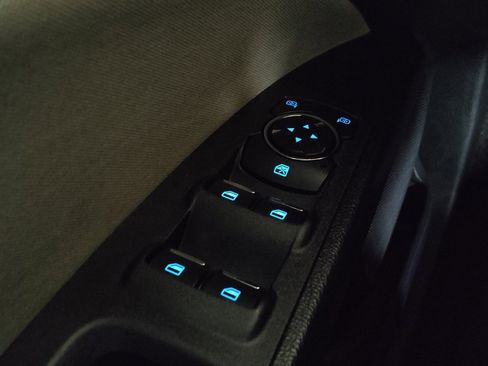 Used 2018 Ford Fusion S image 27