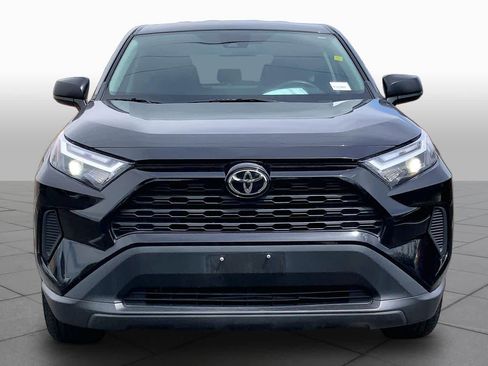 Used 2024 Toyota RAV4 LE image 4