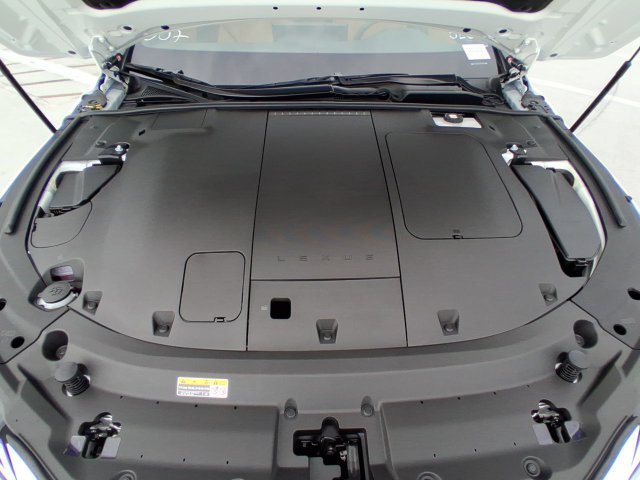 New 2026 Lexus ES 350e w/ Convenience Package FWD image 27