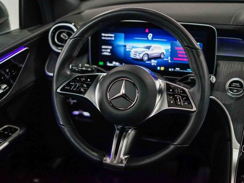 Certified 2025 Mercedes-Benz GLC 300 4MATIC image 18