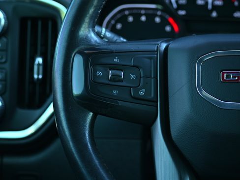 Used 2022 GMC Sierra 2500 AT4 w/ AT4 Preferred Package image 18