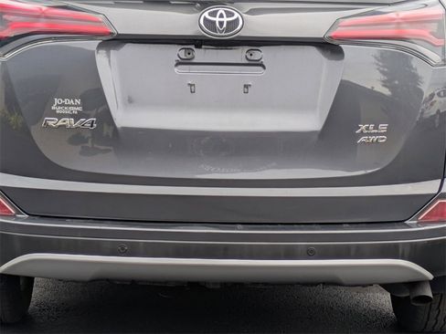 Used 2016 Toyota RAV4 XLE image 24