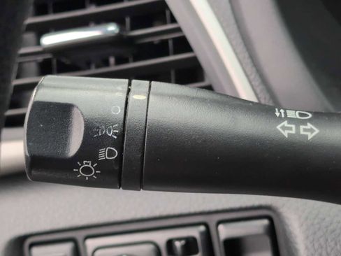 Used 2015 Nissan Sentra S image 26