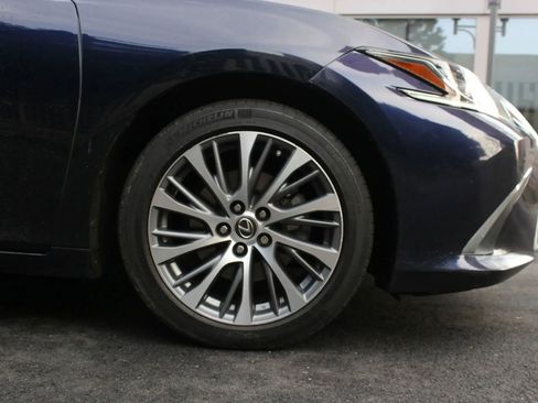 Used 2021 Lexus ES 350 w/ Premium Package FWD image 8