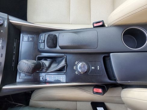 Used 2014 Lexus IS 350 w/ Navigation Package image 23