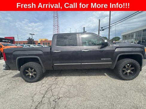 Used 2015 GMC Sierra 1500 SLT w/ SLT Crew Cab Value Package AWD/4WD image 24