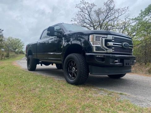 Used 2020 Ford F250 Limited image 11