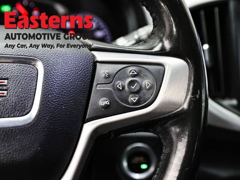 Used 2019 GMC Terrain SLE w/ Driver Convenience Package image 16