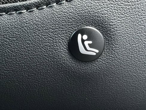 Used 2025 Kia Seltos S image 16