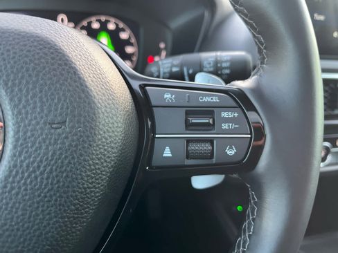 Certified 2025 Acura ADX AWD image 32