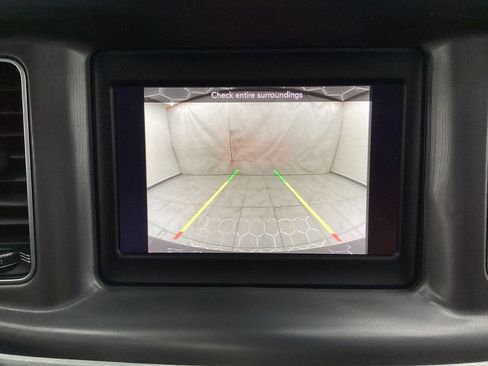 Used 2019 Dodge Charger SXT w/ Leather Interior Group image 35