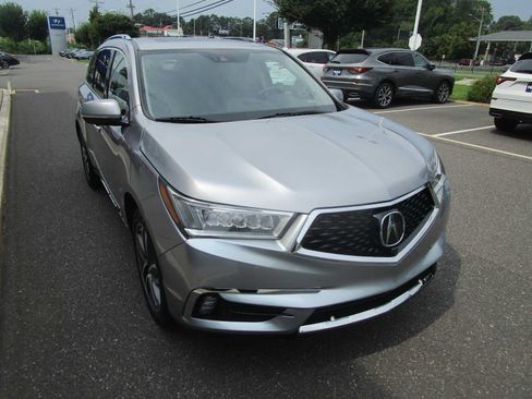 Used 2018 Acura MDX FWD w/ Advance Package image 4