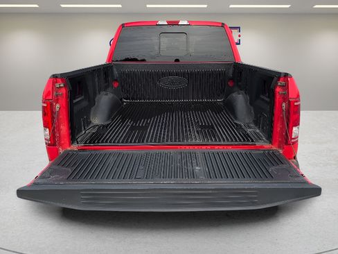 Used 2015 Ford F150 XLT w/ Equipment Group 302A Luxury AWD/4WD image 9