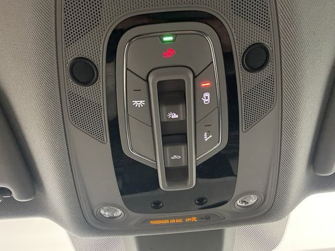 Used 2023 Audi Q5 2.0T Premium w/ Convenience Package image 31