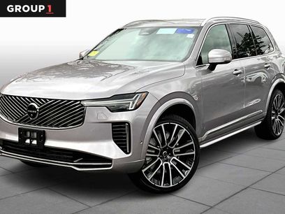 New 2026 Volvo XC90 B6 Plus w/ Protection Package Premier