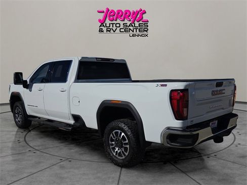 Used 2024 GMC Sierra 3500 SLE image 13