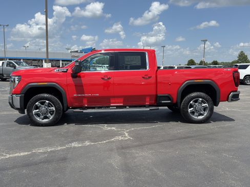 New 2026 GMC Sierra 3500 SLE w/ SLE Value Package AWD/4WD image 8