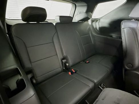 New 2026 Chevrolet Traverse High Country w/ LPO, Floor Liner Package AWD/4WD image 30