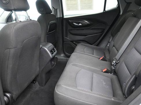 Used 2023 GMC Terrain SLE image 14