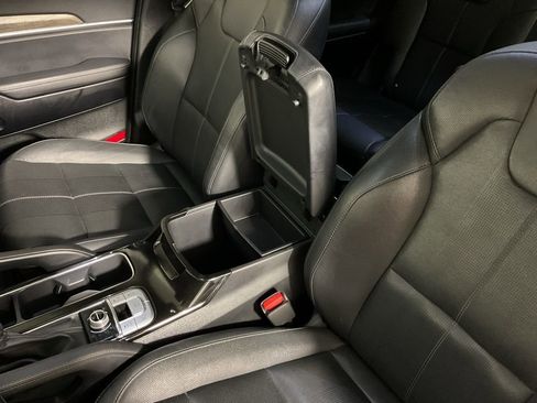 Used 2022 Kia Telluride SX image 30