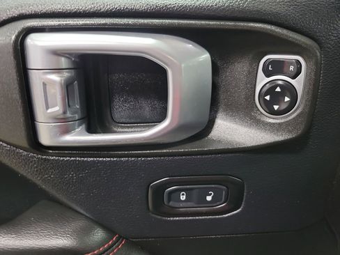 Used 2019 Jeep Wrangler Rubicon image 32