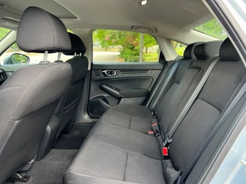 Used 2022 Honda Civic EX image 16