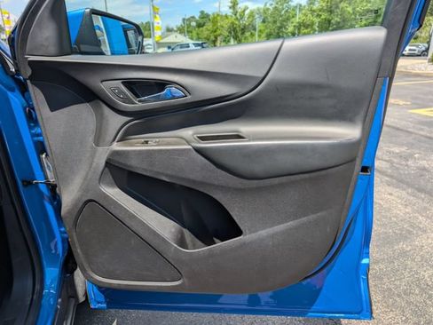 Used 2024 Chevrolet Equinox LT FWD image 13