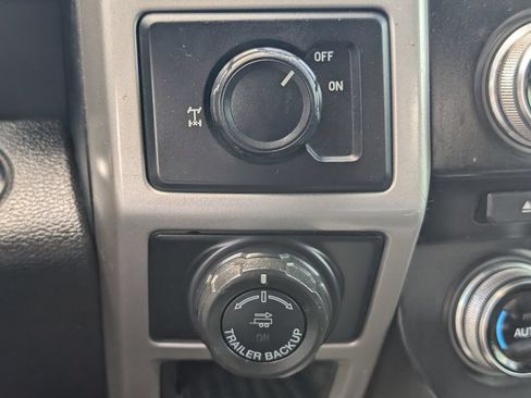 Used 2016 Ford F150 Lariat w/ Equipment Group 502A Luxury RWD image 18