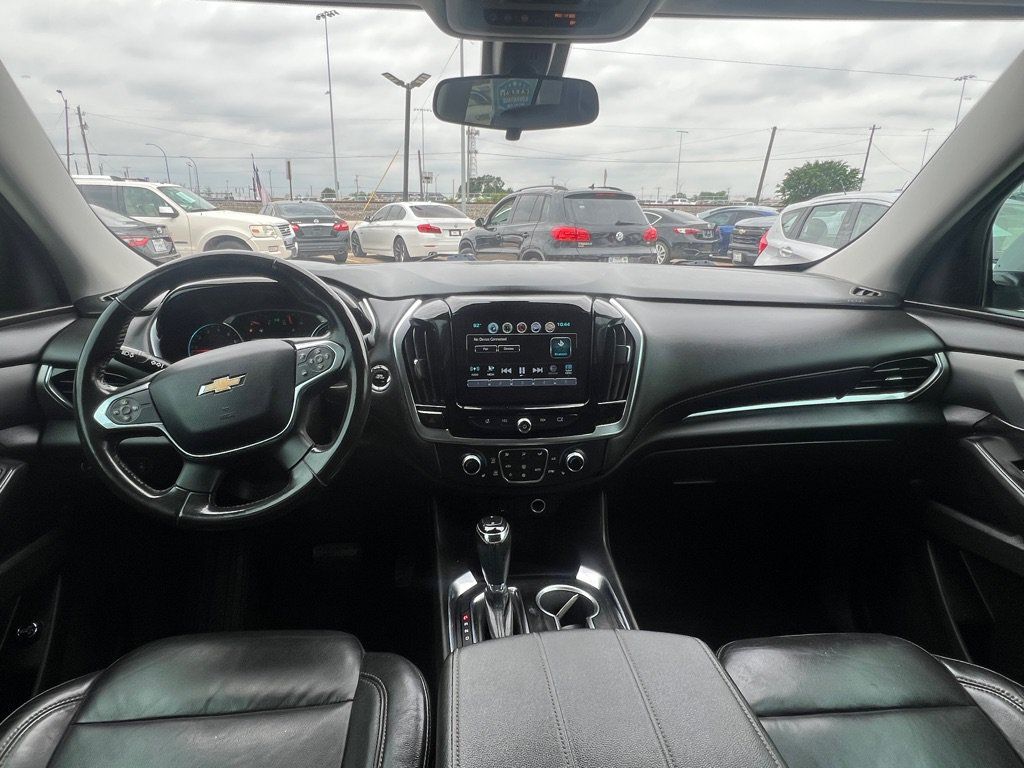 Used 2019 Chevrolet Traverse LT FWD image 19