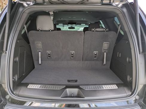 Used 2021 Chevrolet Tahoe RST AWD/4WD image 13