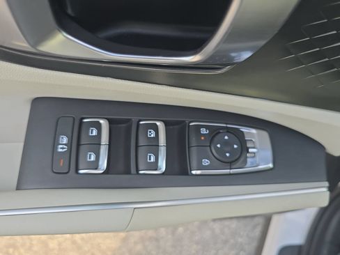Used 2025 Kia Sorento S w/ Panoramic Sunroof Package FWD image 28