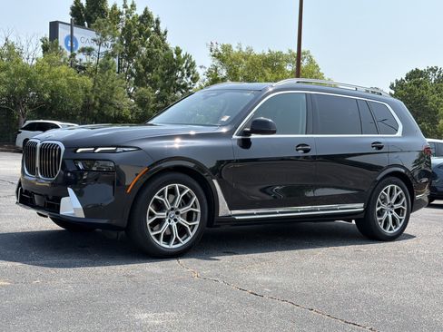 Used 2025 BMW X7 xDrive40i AWD/4WD image 30