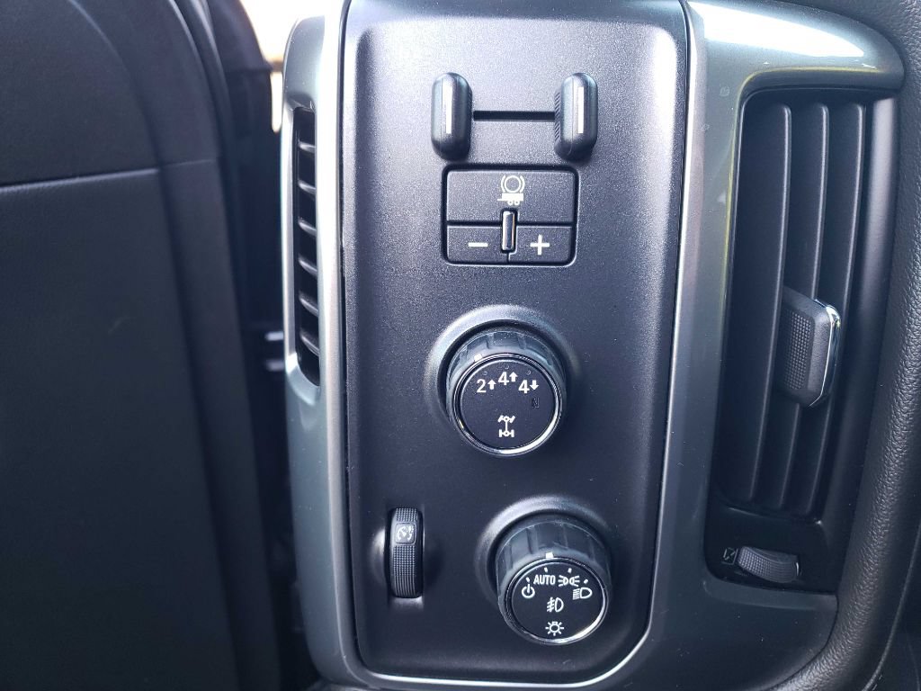 Used 2017 Chevrolet Silverado 2500 LTZ w/ Duramax Plus Package AWD/4WD image 23
