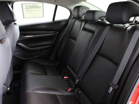 Used 2021 MAZDA MAZDA3 s image 19