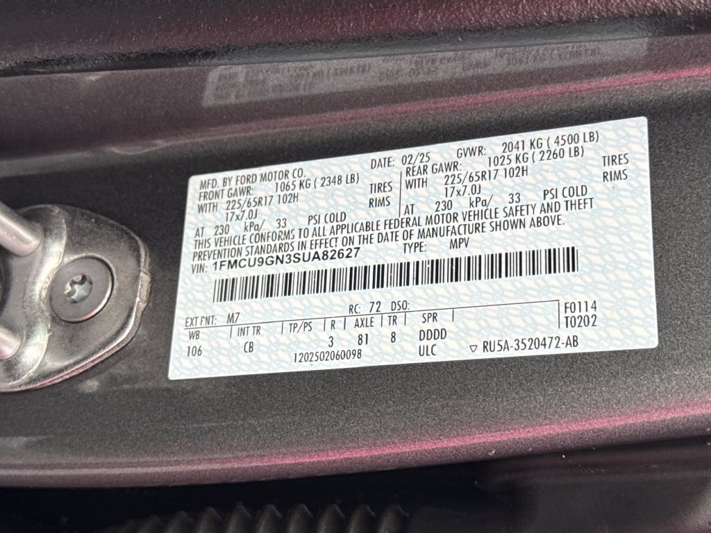 Used 2025 Ford Escape Active AWD/4WD image 28