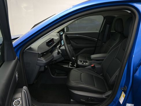 New 2025 Ford Mustang Mach-E Premium image 14