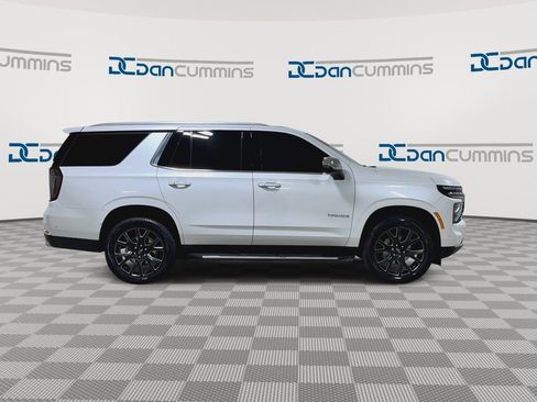 Used 2025 Chevrolet Tahoe Premier AWD/4WD image 9