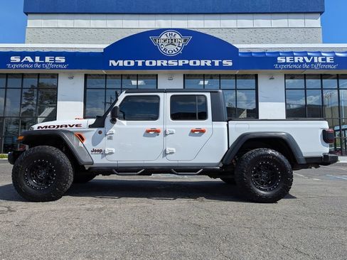 Used 2021 Jeep Gladiator Mojave w/ LED Lighting Group AWD/4WD image 1
