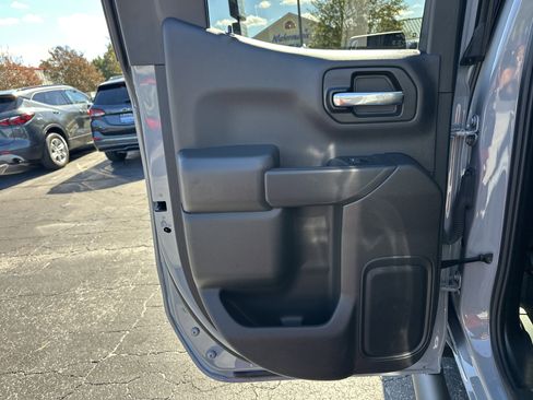 Certified 2025 Chevrolet Silverado 1500 Custom w/ Turbomax Blackout Package image 22