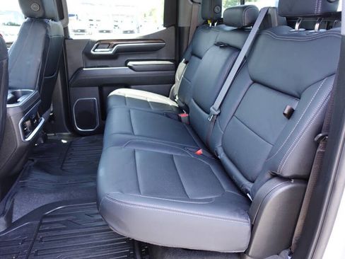 Used 2024 GMC Sierra 1500 Elevation w/ Preferred Package AWD/4WD image 25