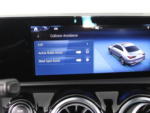 Used 2025 Mercedes-Benz CLA 250 4MATIC image 34