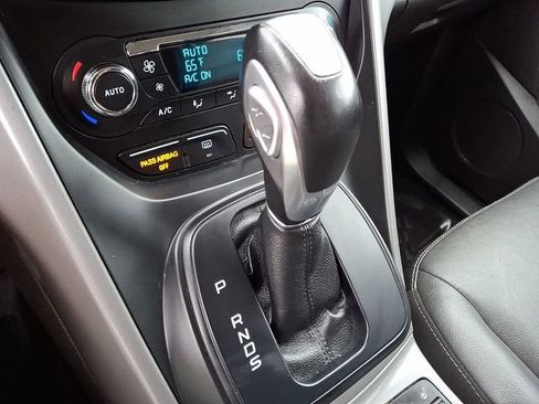Used 2016 Ford Escape SE w/ SE Leather Comfort Package FWD image 16