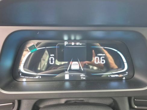 New 2026 Hyundai Elantra SEL Sport FWD image 29