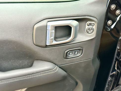 Used 2021 Jeep Wrangler Unlimited Rubicon w/ Safety Group image 18