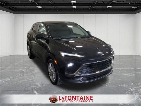 Certified 2024 Buick Encore GX Preferred w/ Comfort Package image 2