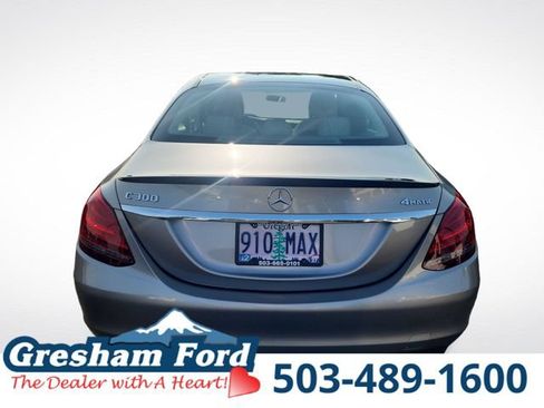 Used 2019 Mercedes-Benz C 300 4MATIC Sedan image 6